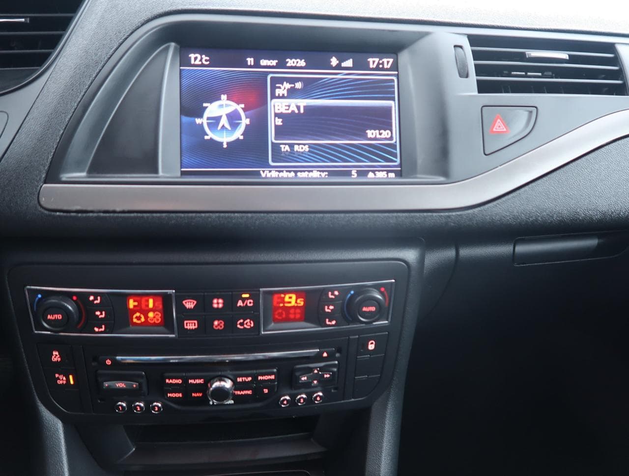 2014 Citroen C5 - 18