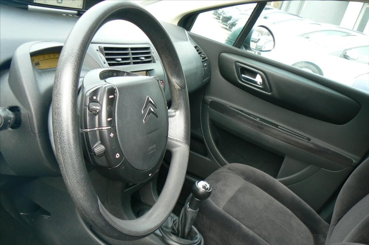 2008 Citroen C4 - 11