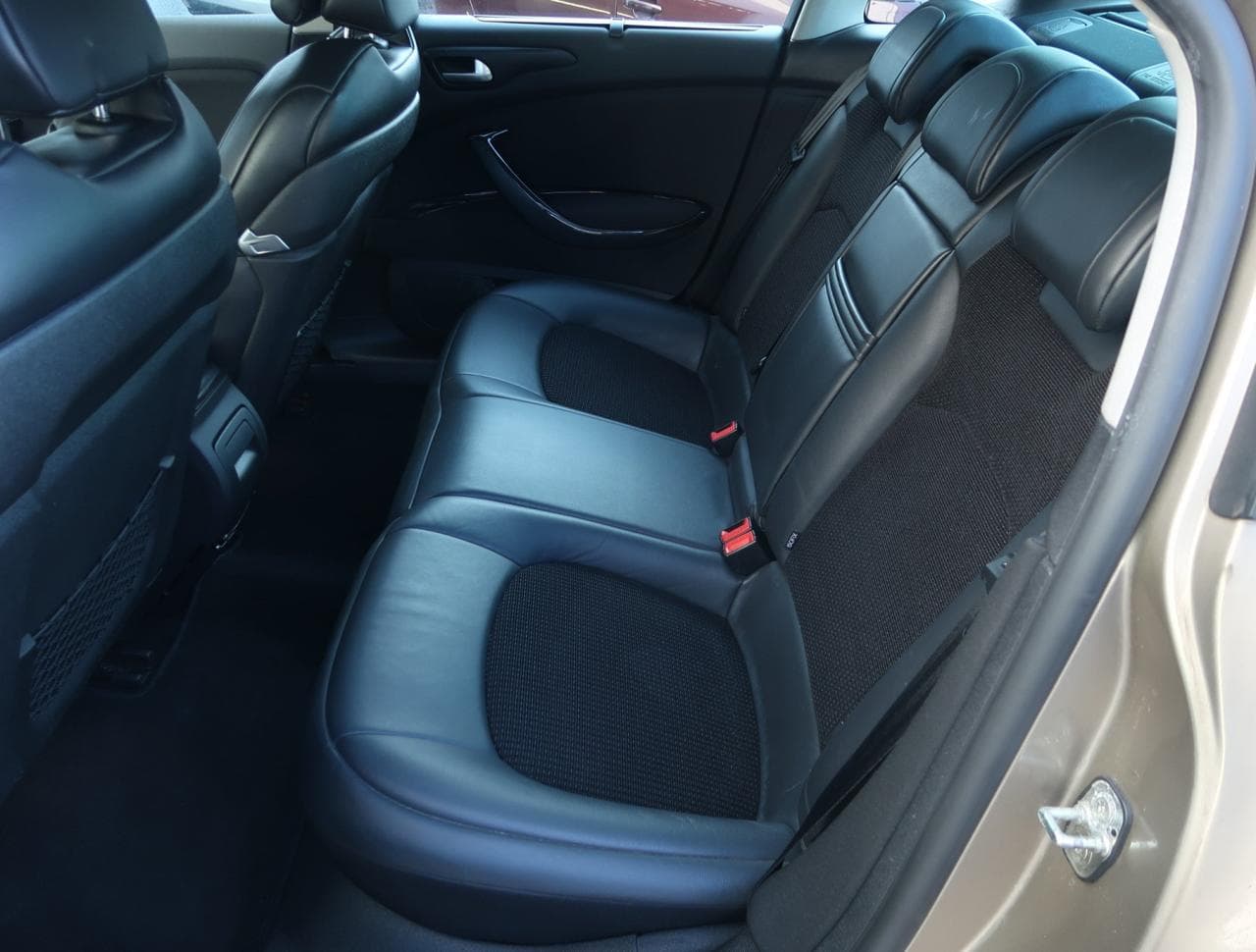 2011 Citroen C5 - 24