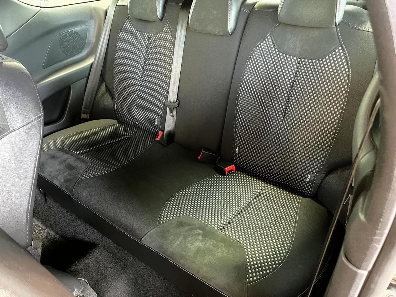 2011 Citroen DS3 - 10