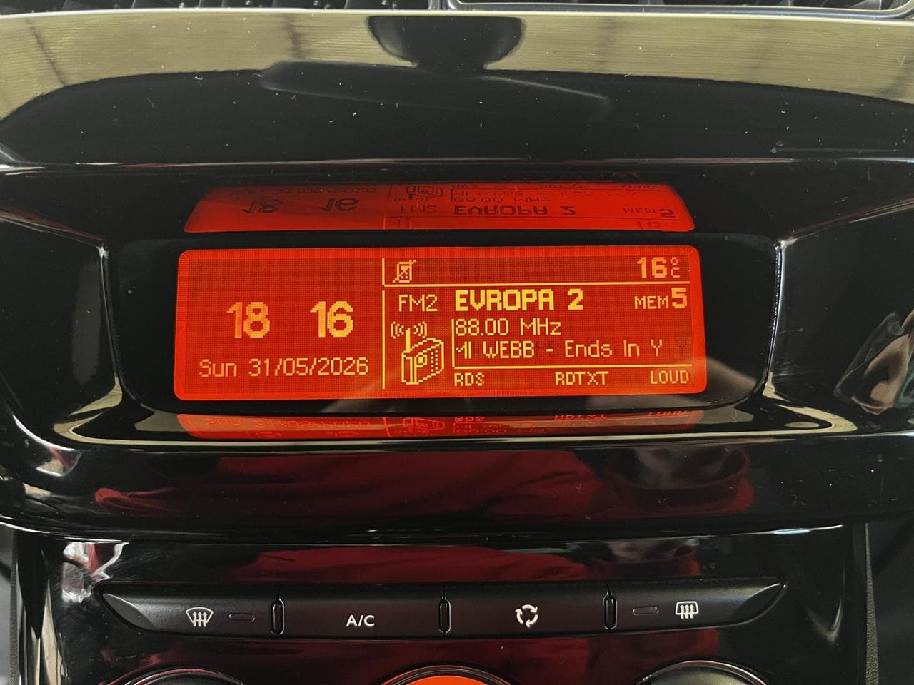 2011 Citroen DS3 - 11