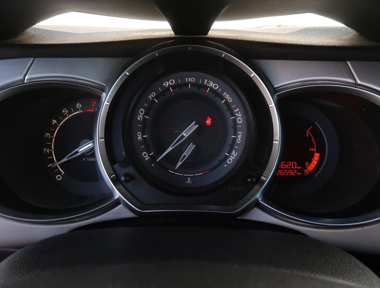 2011 Citroen DS3 - 17