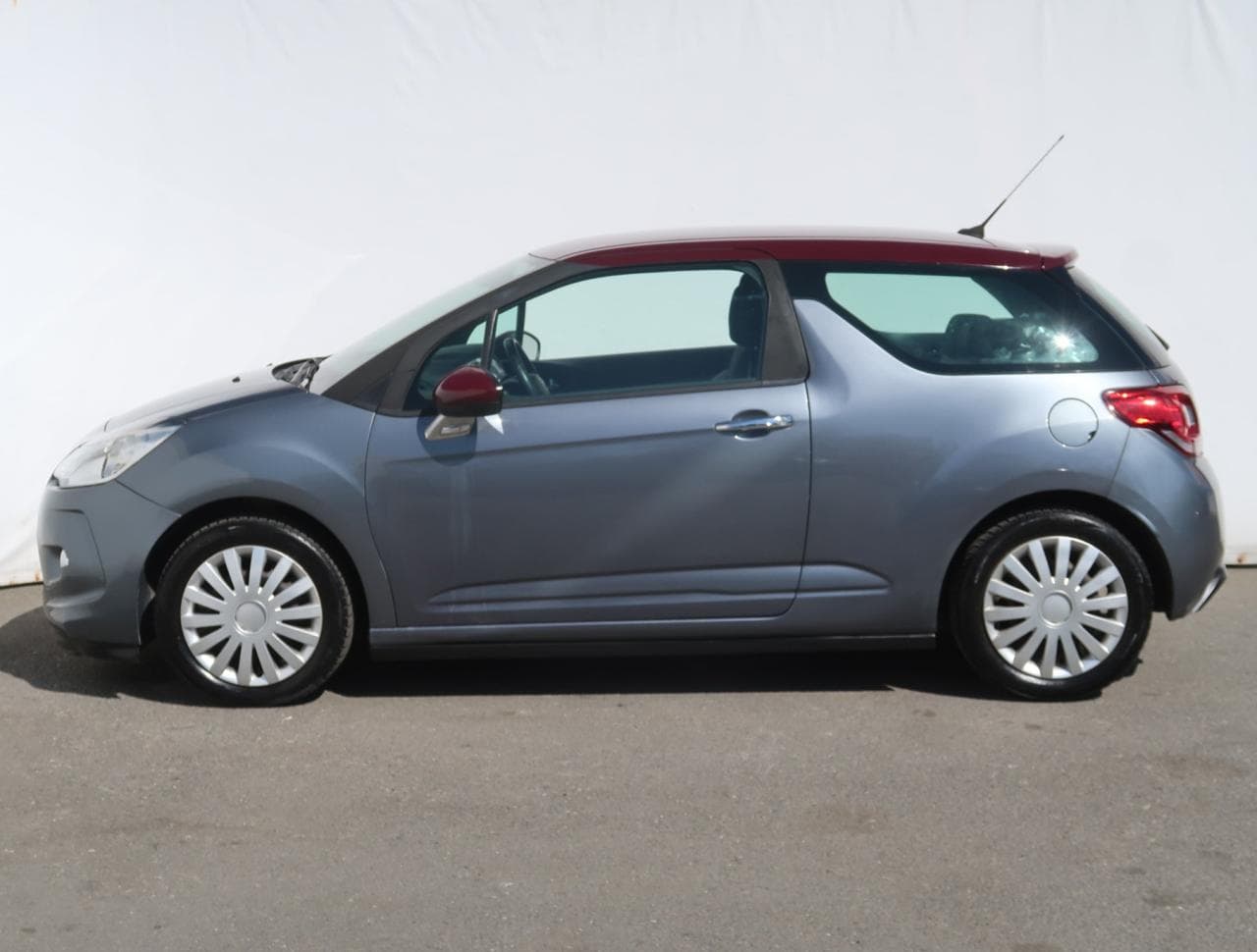 2011 Citroen DS3 - 4