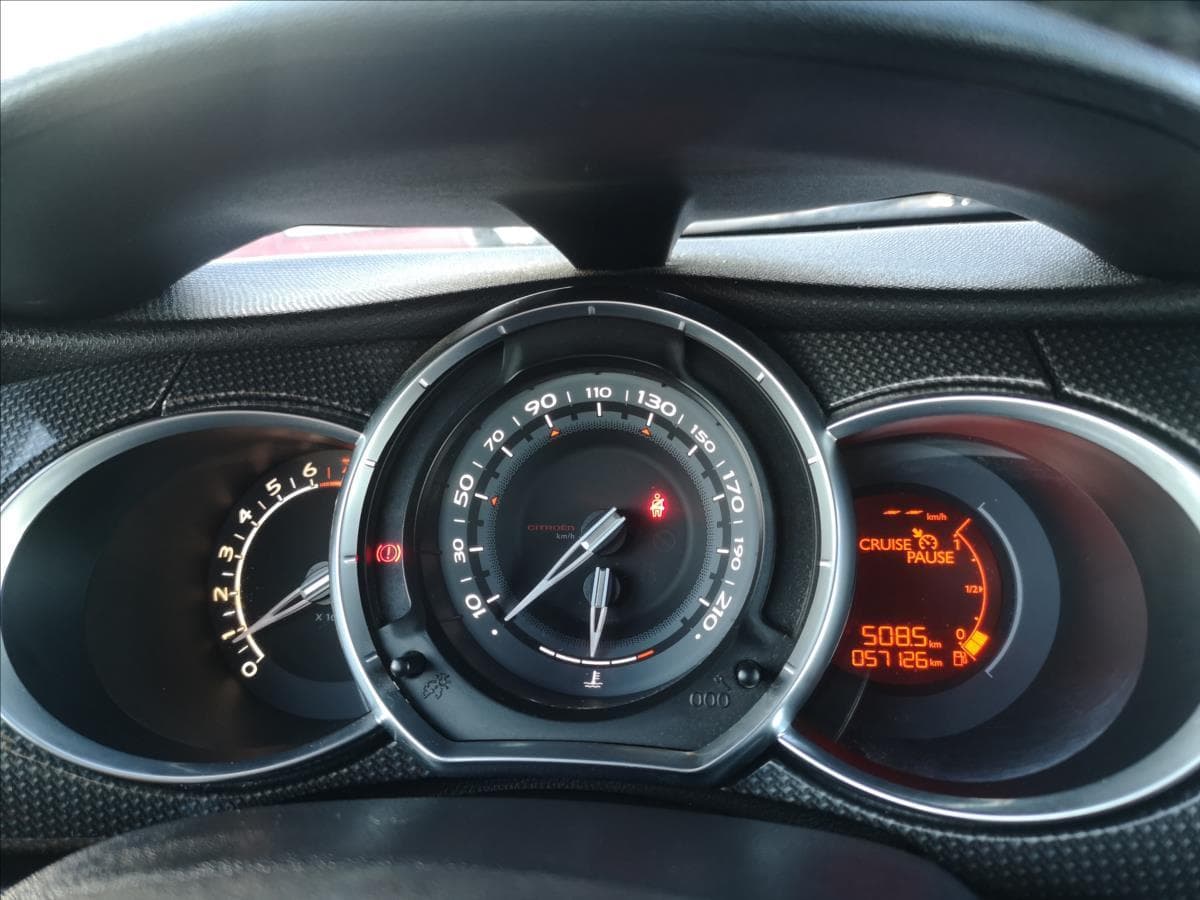 2011 Citroen DS3 - 5