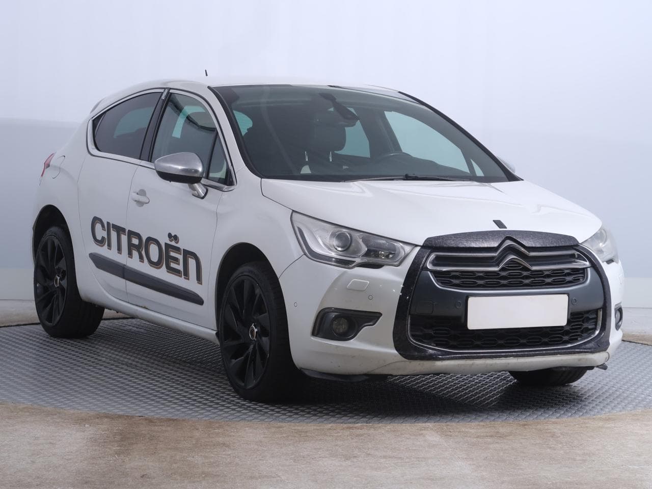 2011 Citroen DS4