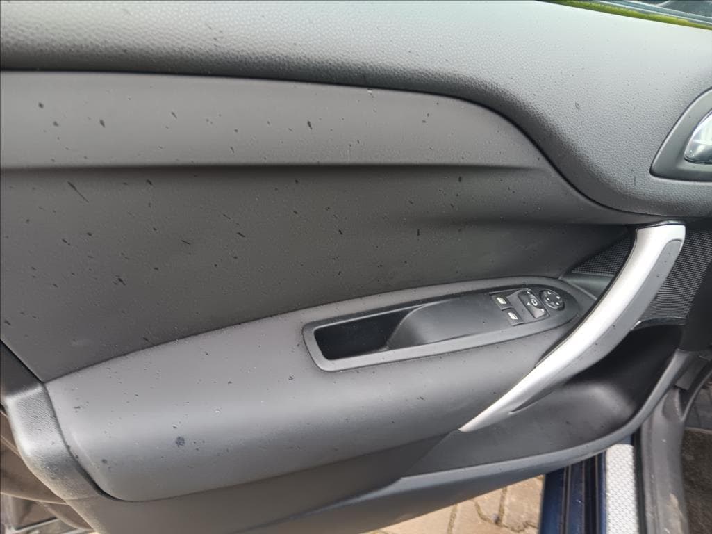 2015 Citroen DS4 - 9
