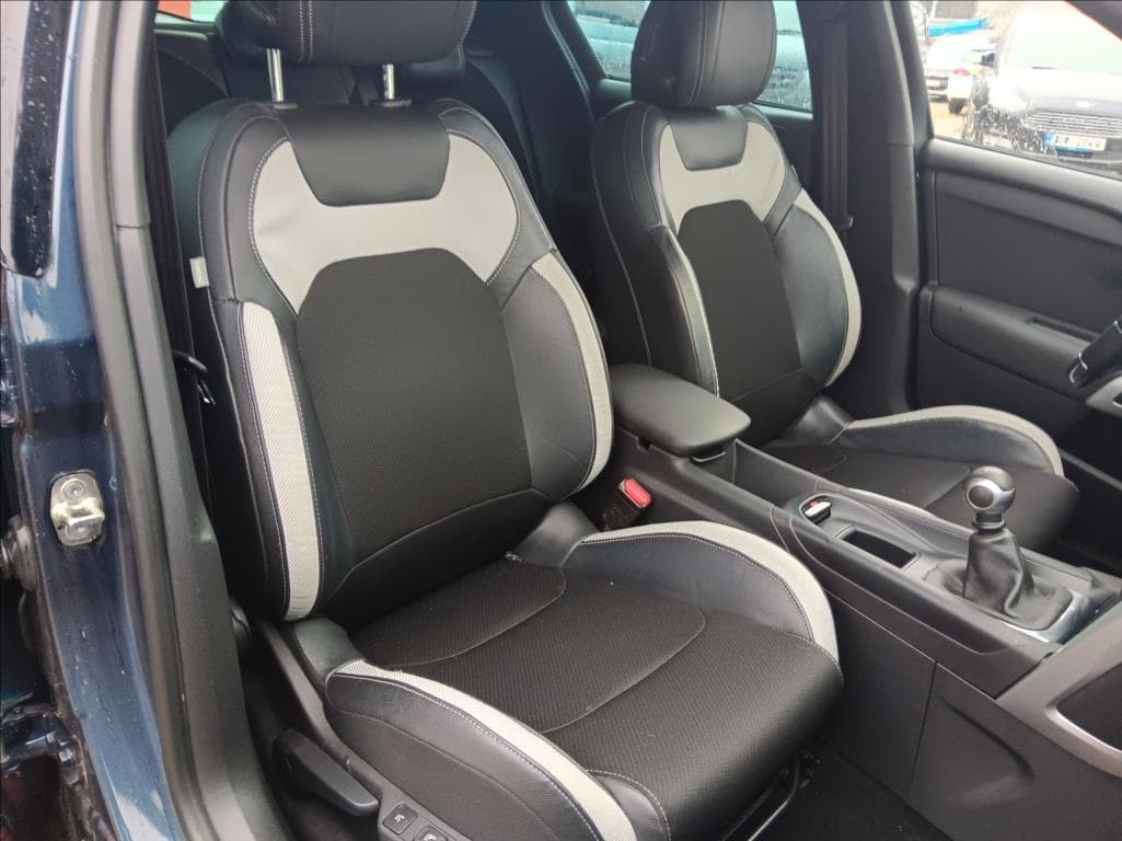 2015 Citroen DS4 - 7