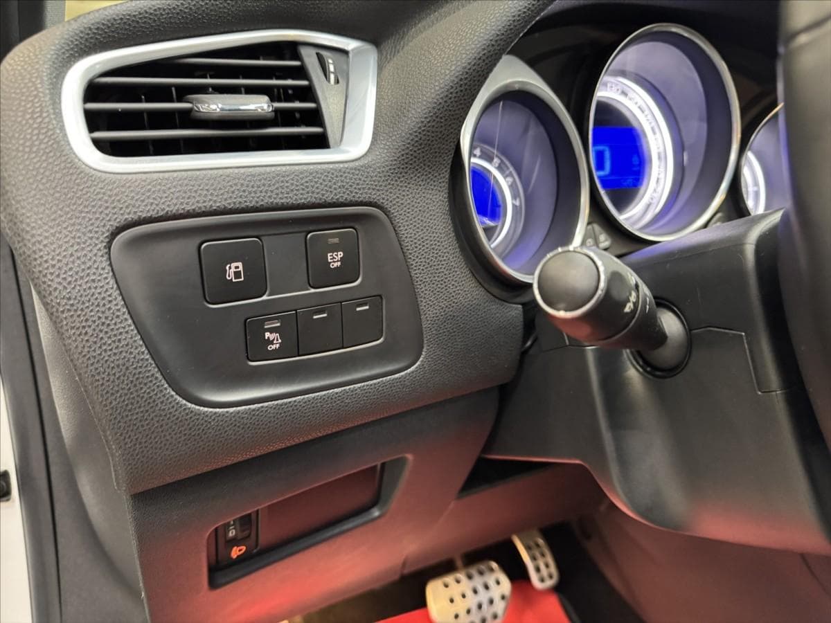 2012 Citroen DS4 - 19