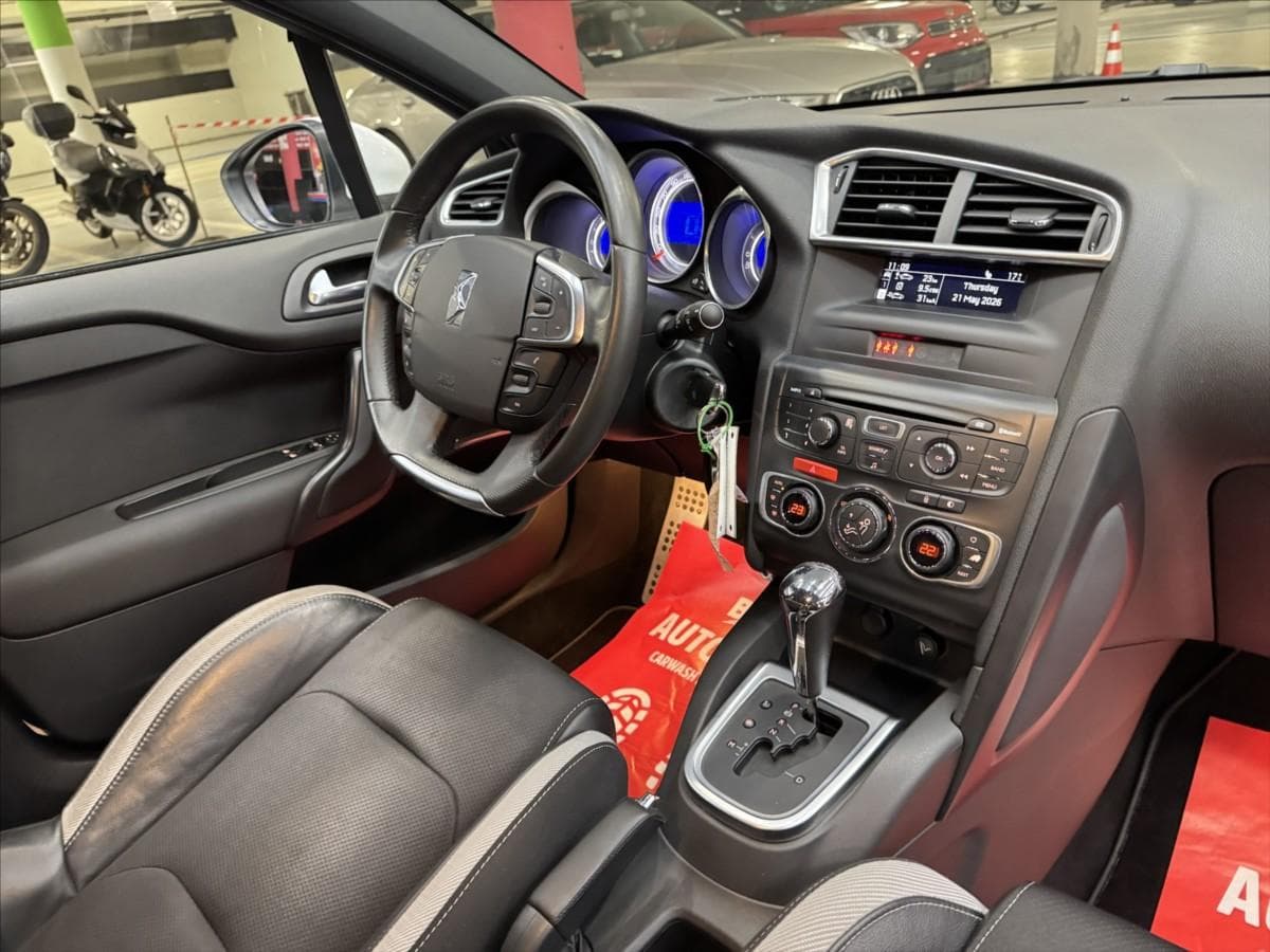 2012 Citroen DS4 - 14