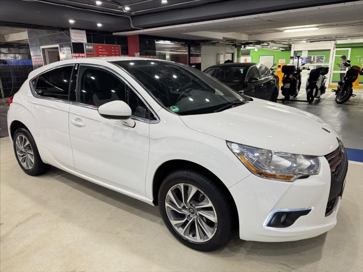 2012 Citroen DS4 - 7