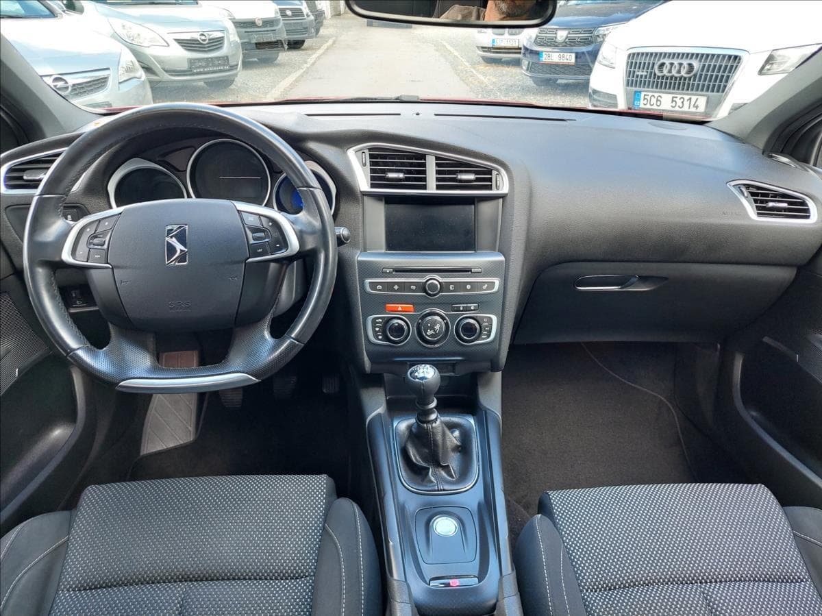 2017 Citroen DS4 - 12