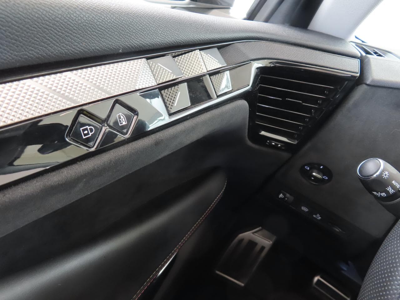 2022 Citroen DS4 - 33