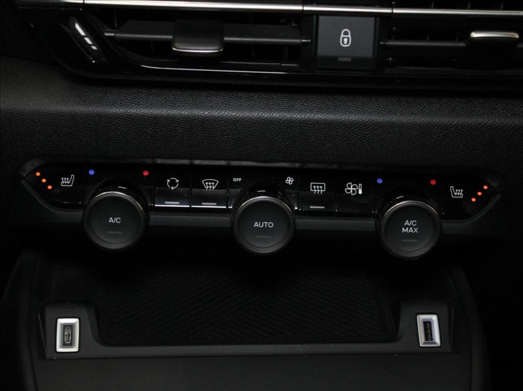 2022 Citroen C4 - 16