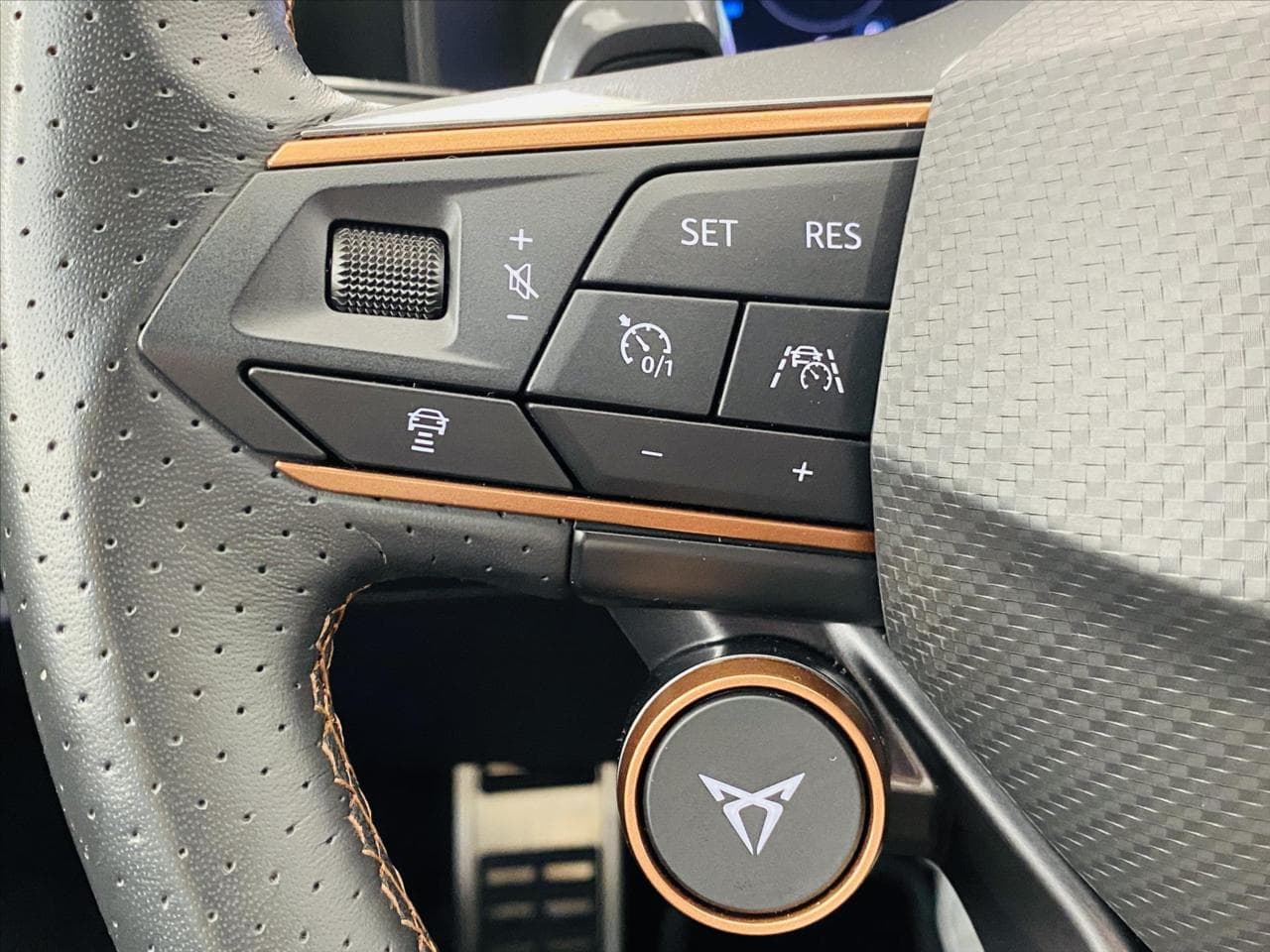 2021 Cupra Leon - 25