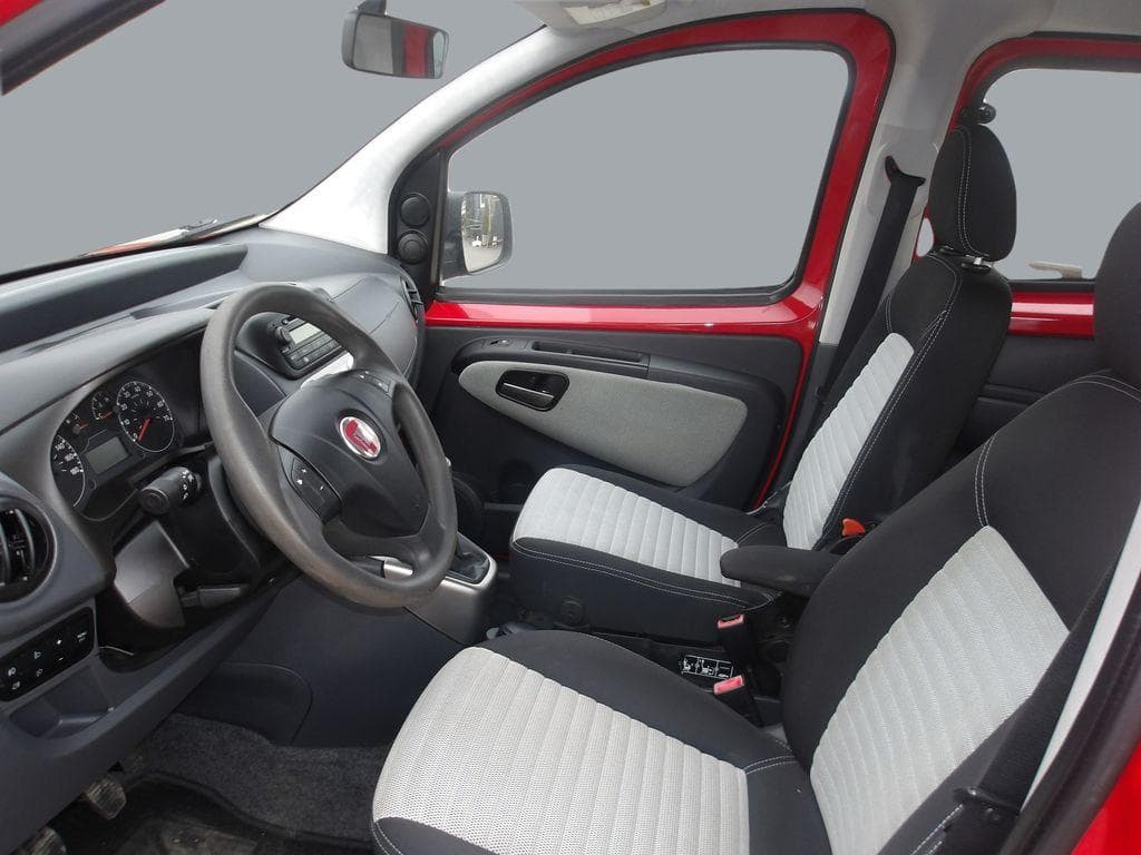 2010 Citroen NEMO - 17