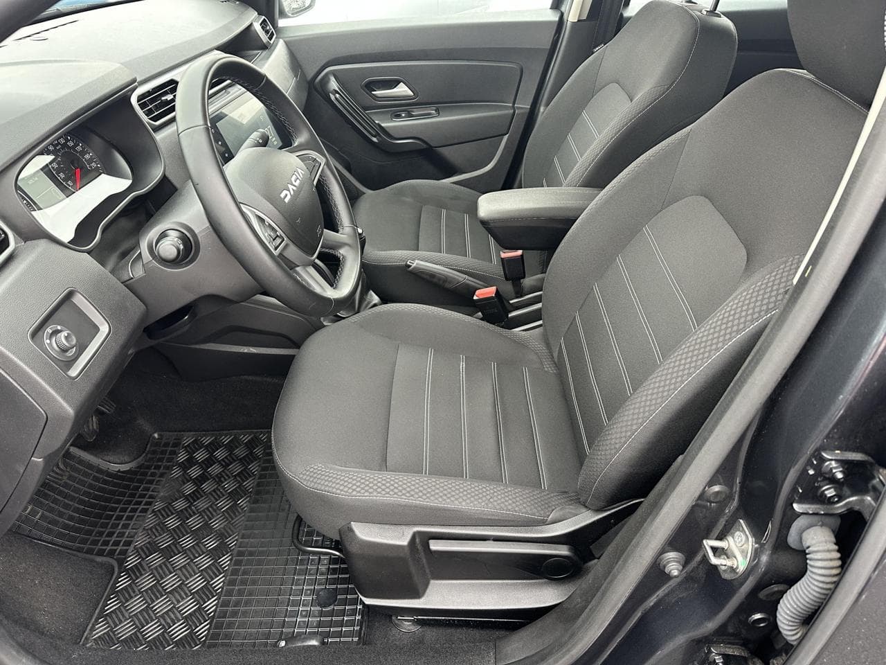 2023 Dacia Duster - 9