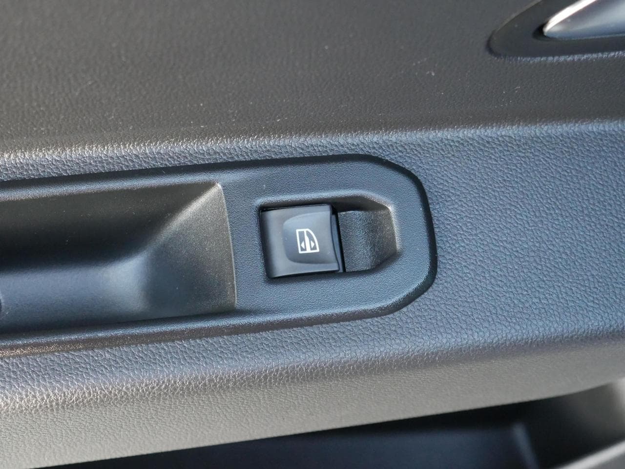 2020 Dacia Duster - 12