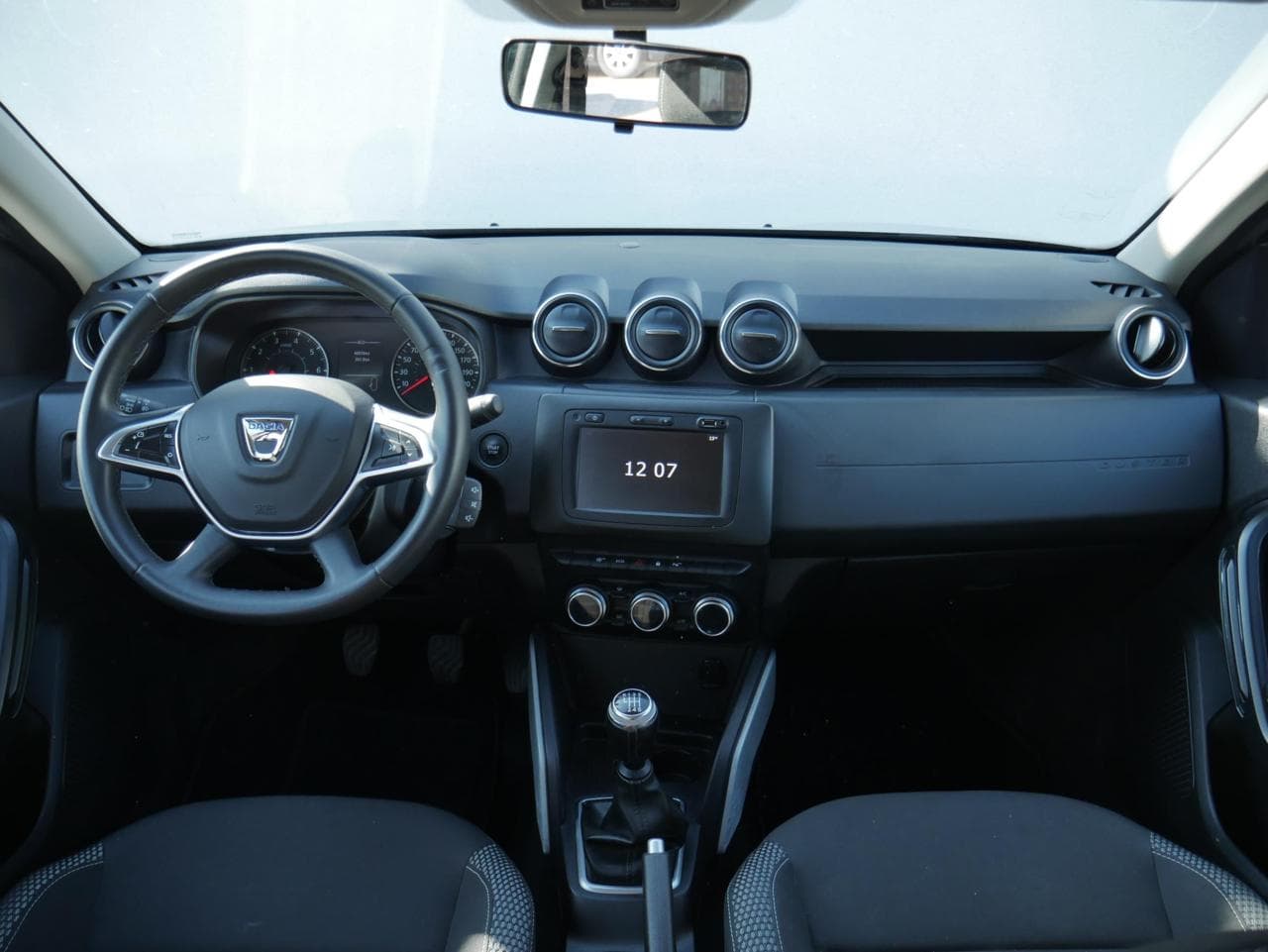 2020 Dacia Duster - 8