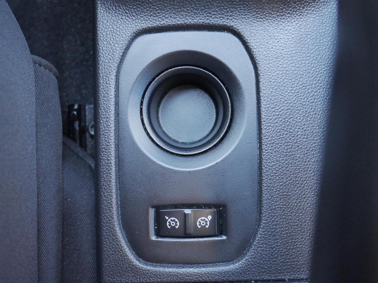 2020 Dacia Duster - 16