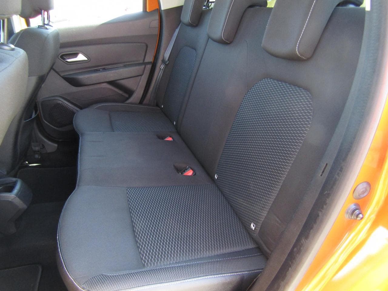 2018 Dacia Duster - 10