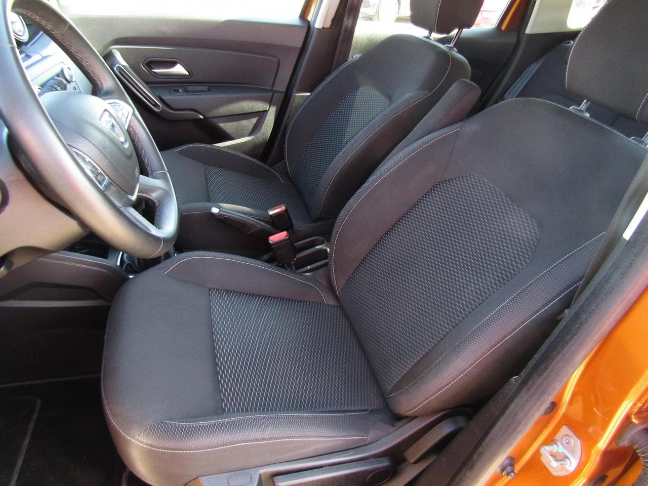 2018 Dacia Duster - 9