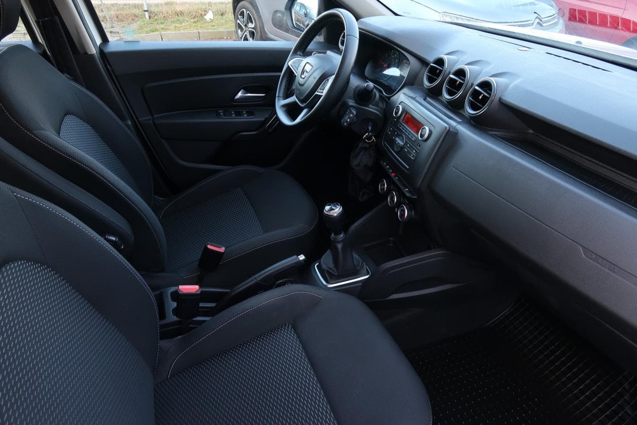 2019 Dacia Duster - 12