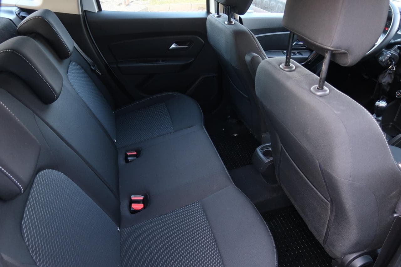 2019 Dacia Duster - 13