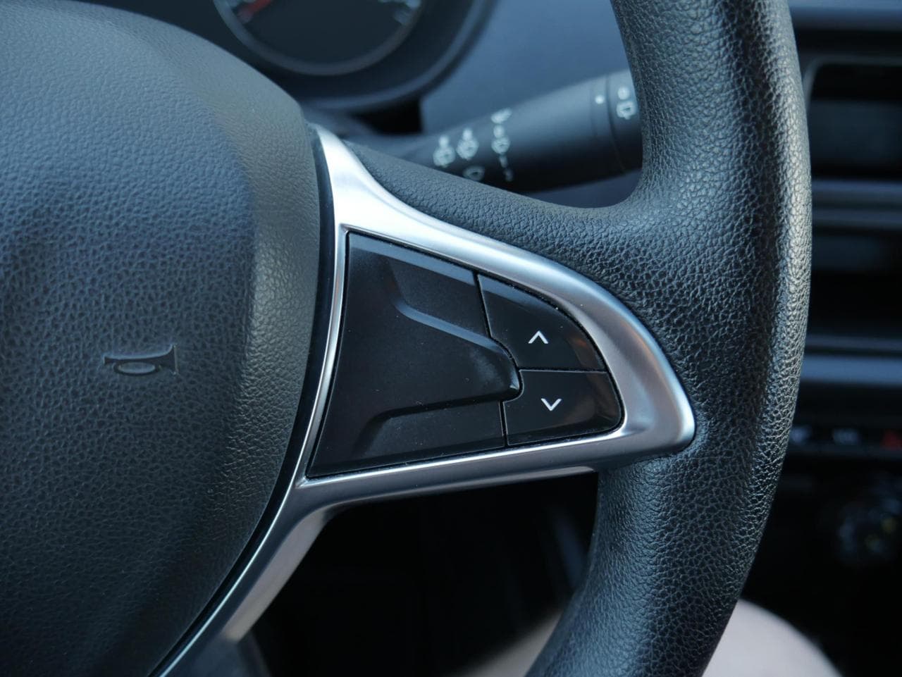 2019 Dacia Duster - 13