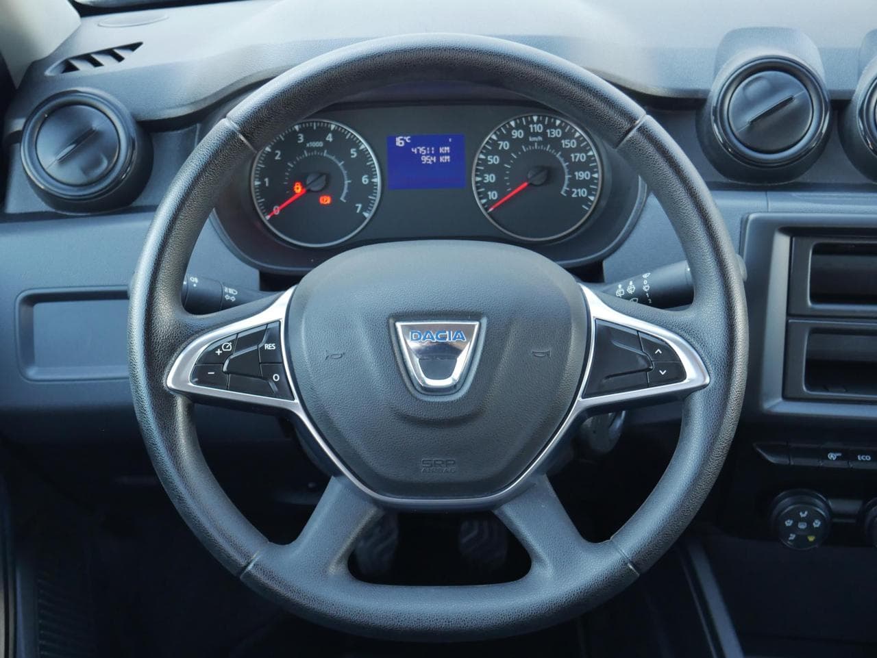 2019 Dacia Duster - 11