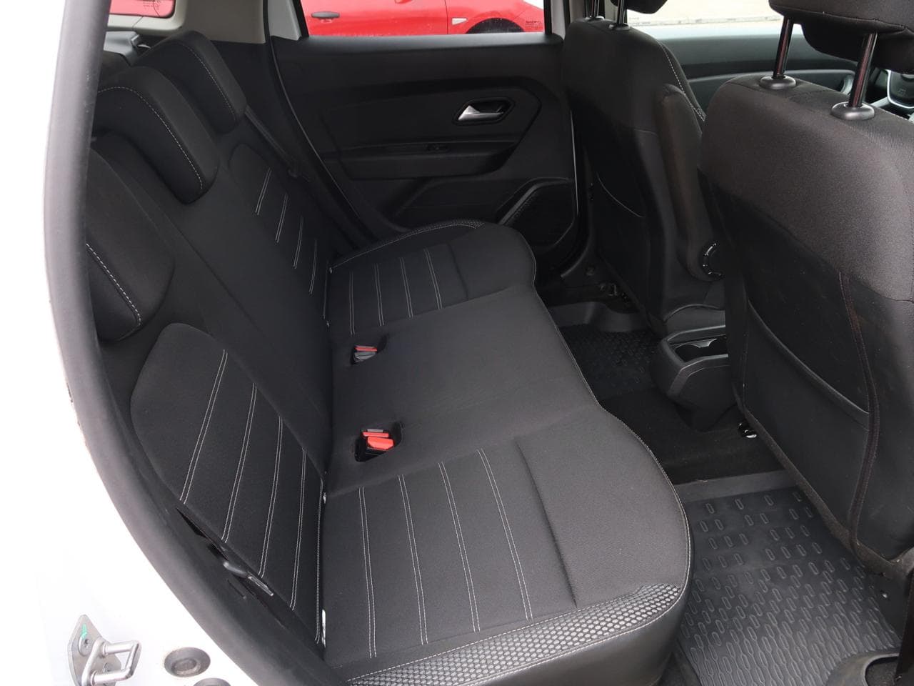 2019 Dacia Duster - 13