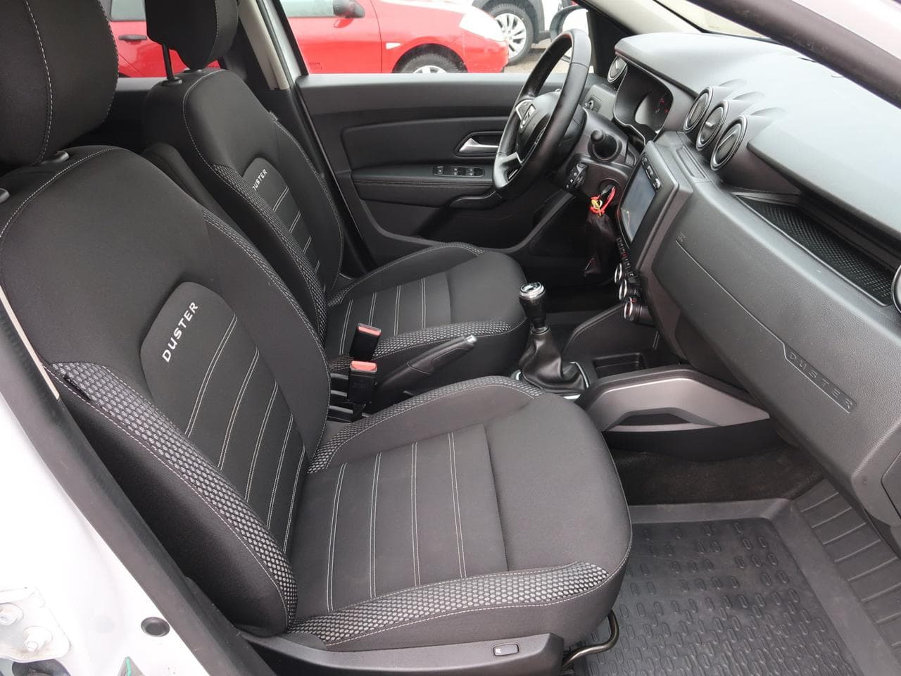 2019 Dacia Duster - 12