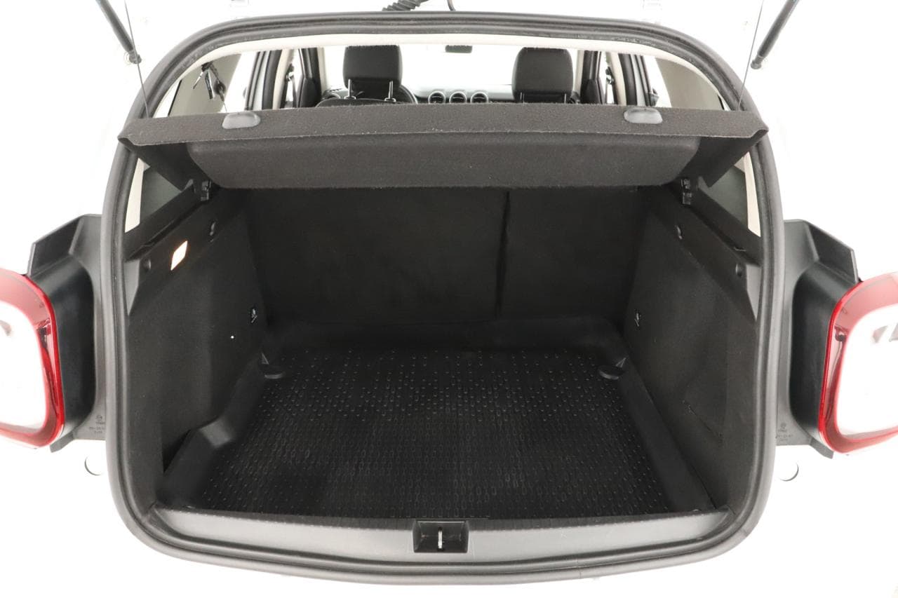 2019 Dacia Duster - 16