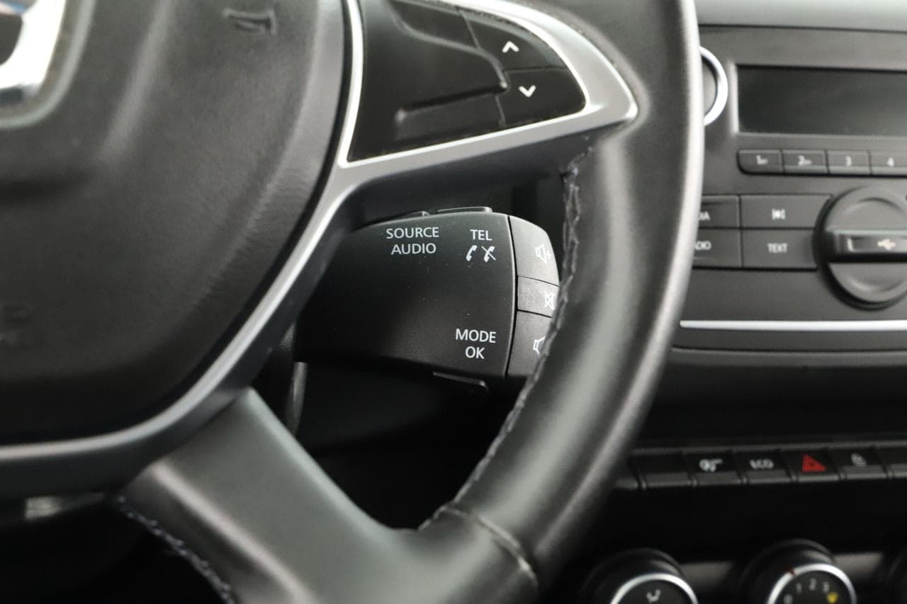 2019 Dacia Duster - 19