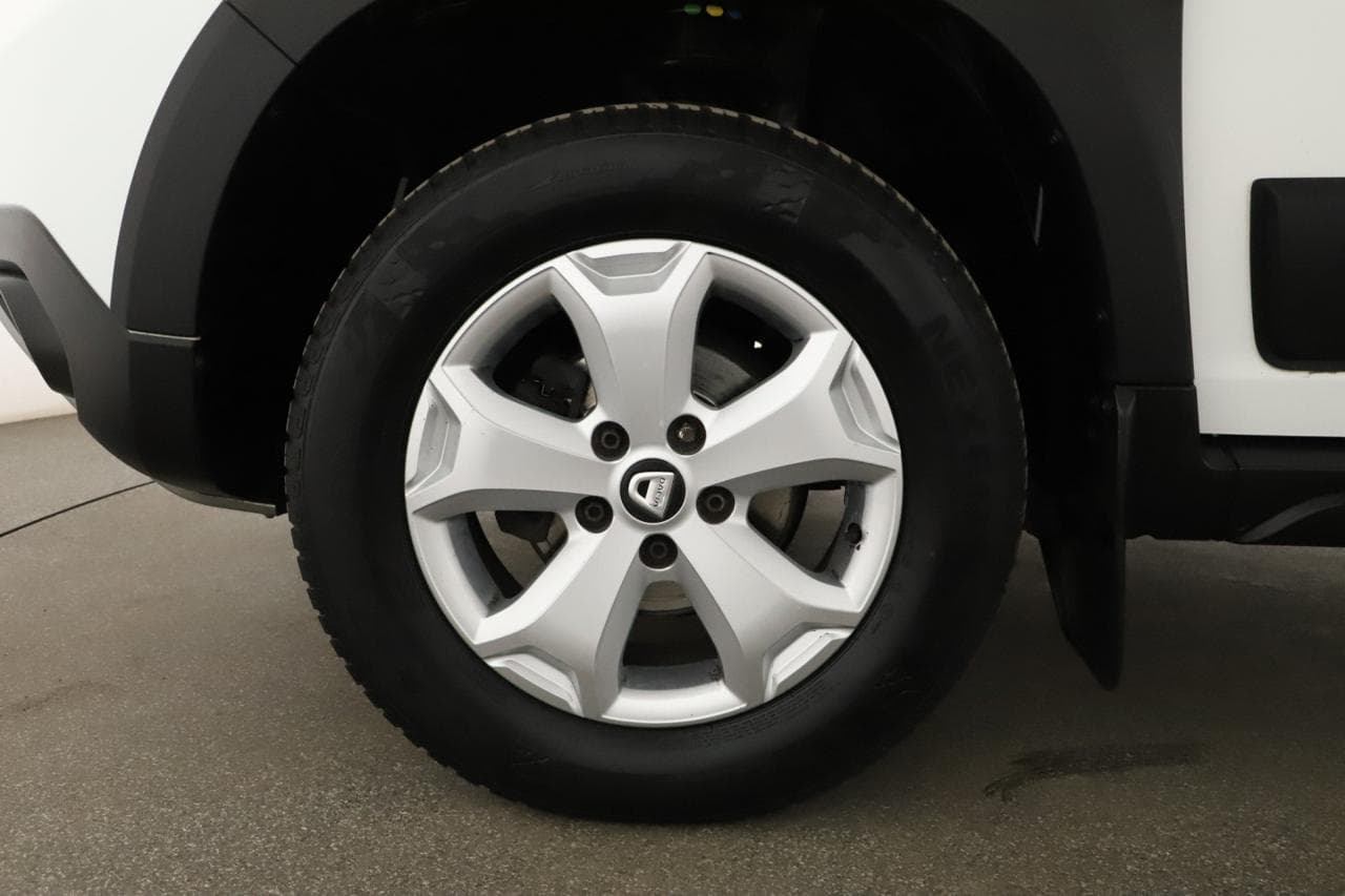 2019 Dacia Duster - 17