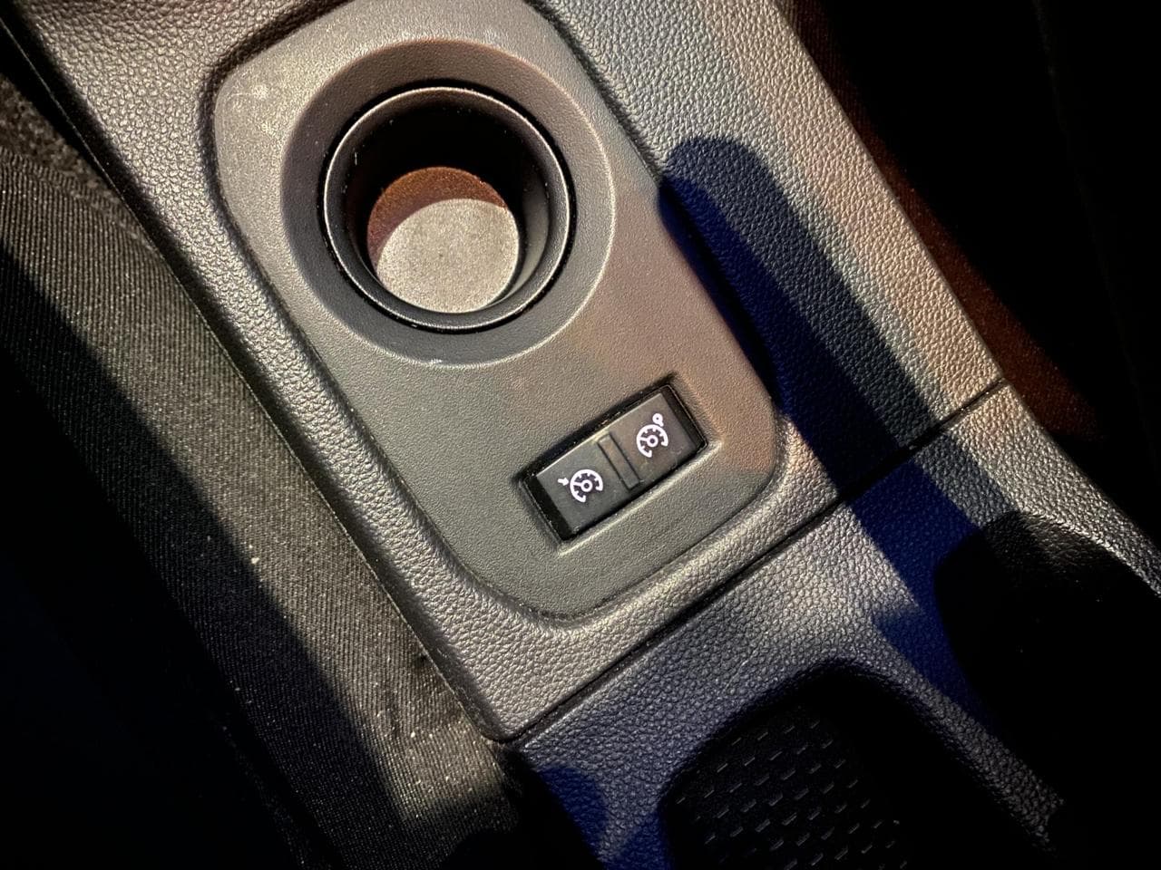2020 Dacia DUSTER - 13