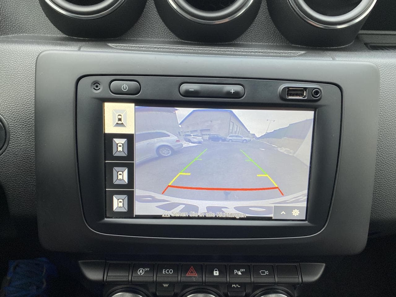 2019 Dacia Duster - 18