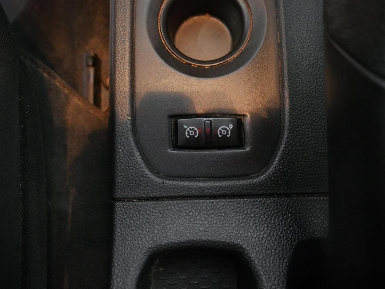 2020 Dacia DUSTER - 16