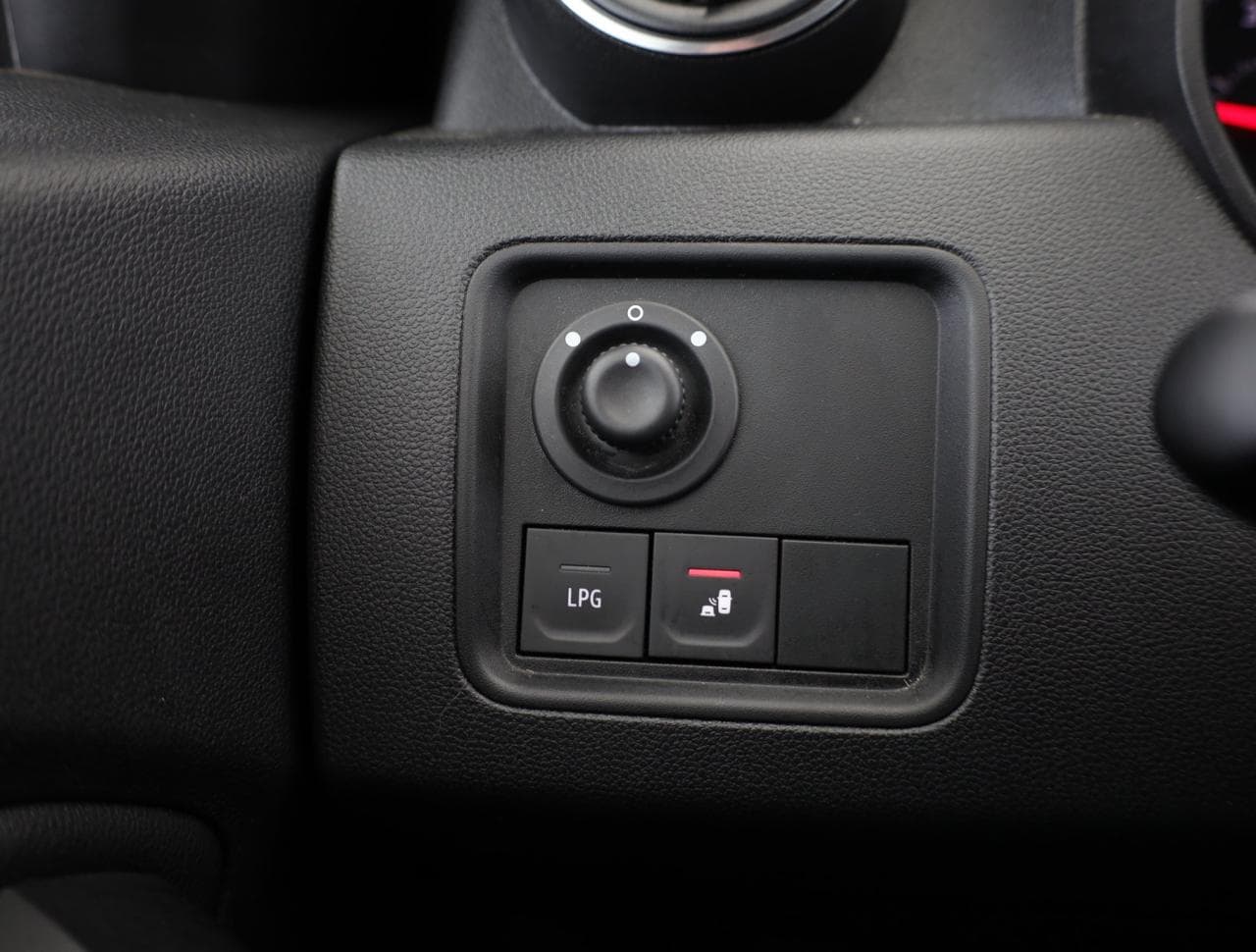 2022 Dacia Duster - 18