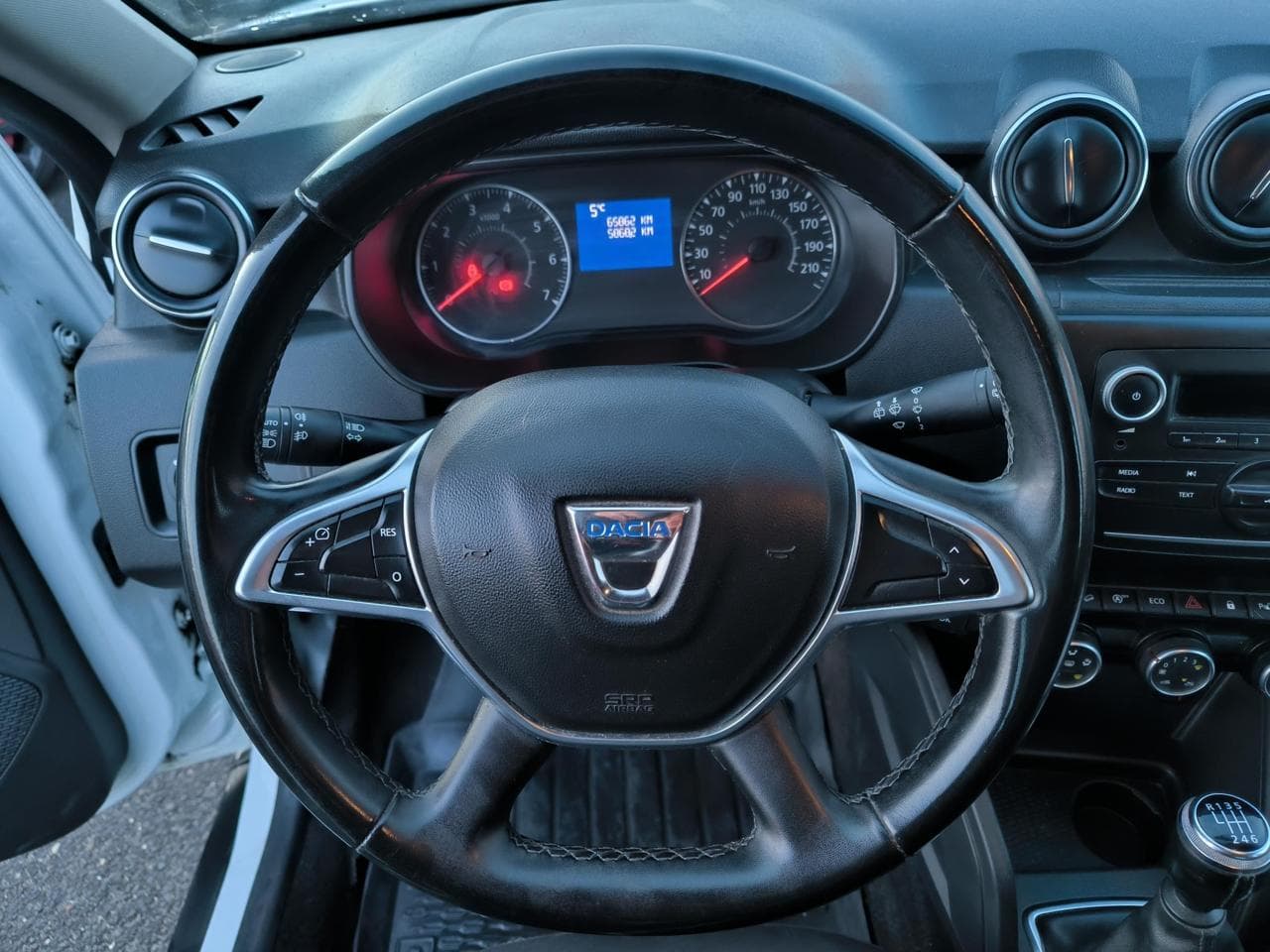 2020 Dacia DUSTER - 13
