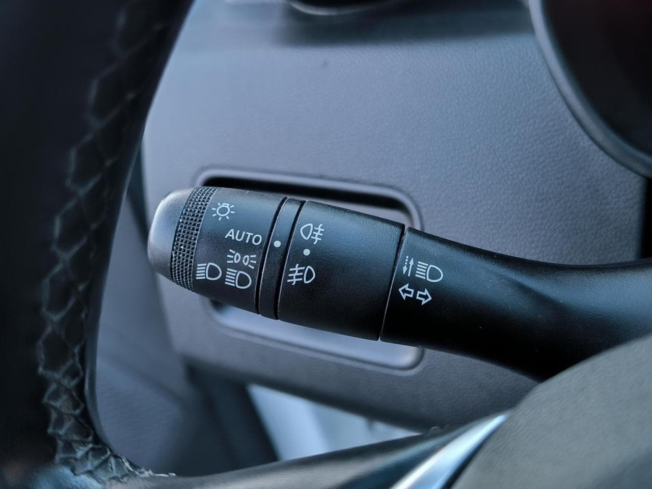 2020 Dacia DUSTER - 16