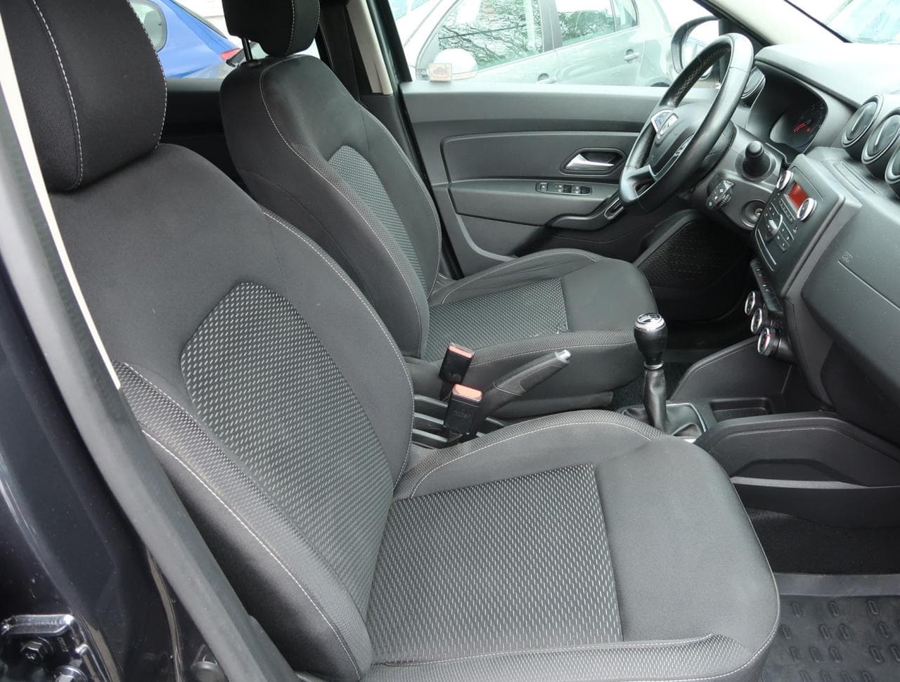 2020 Dacia DUSTER - 12
