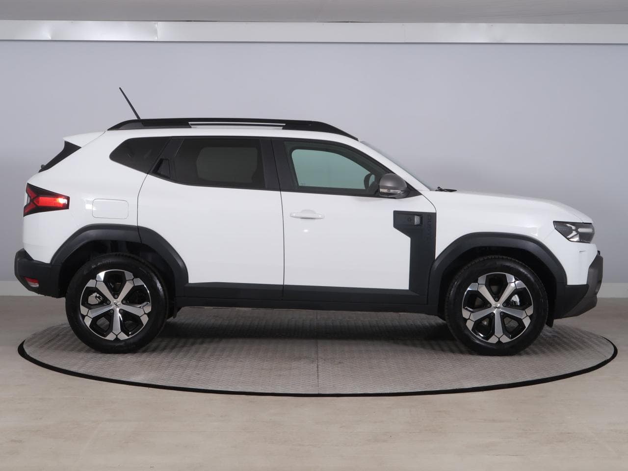 2025 Dacia DUSTER - 8