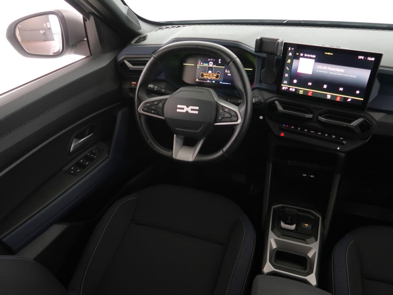 2025 Dacia DUSTER - 9