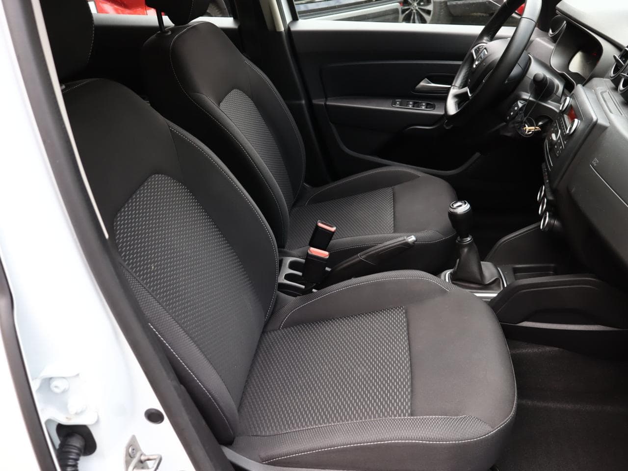 2021 Dacia DUSTER - 10