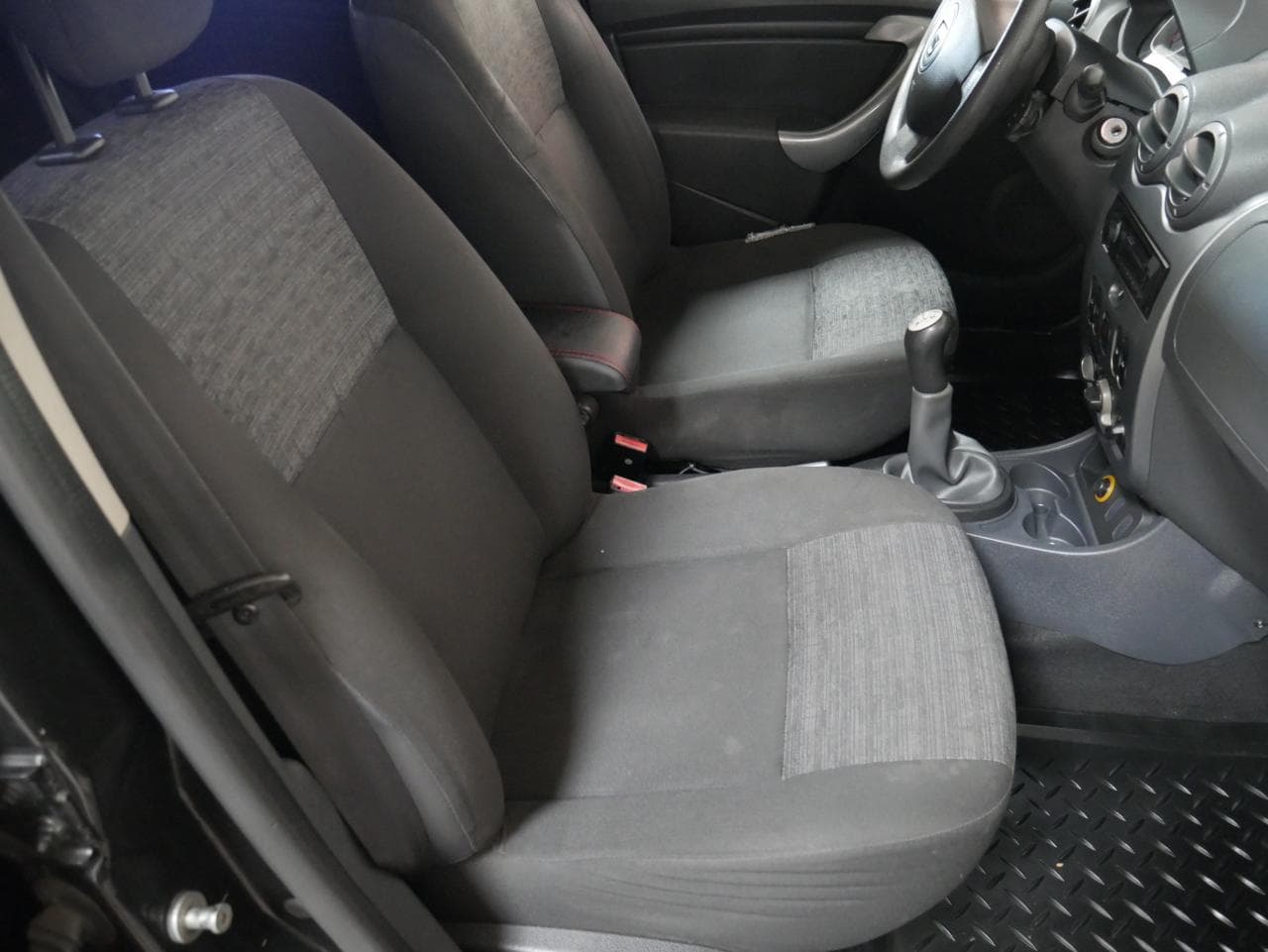 2011 Dacia DUSTER - 12