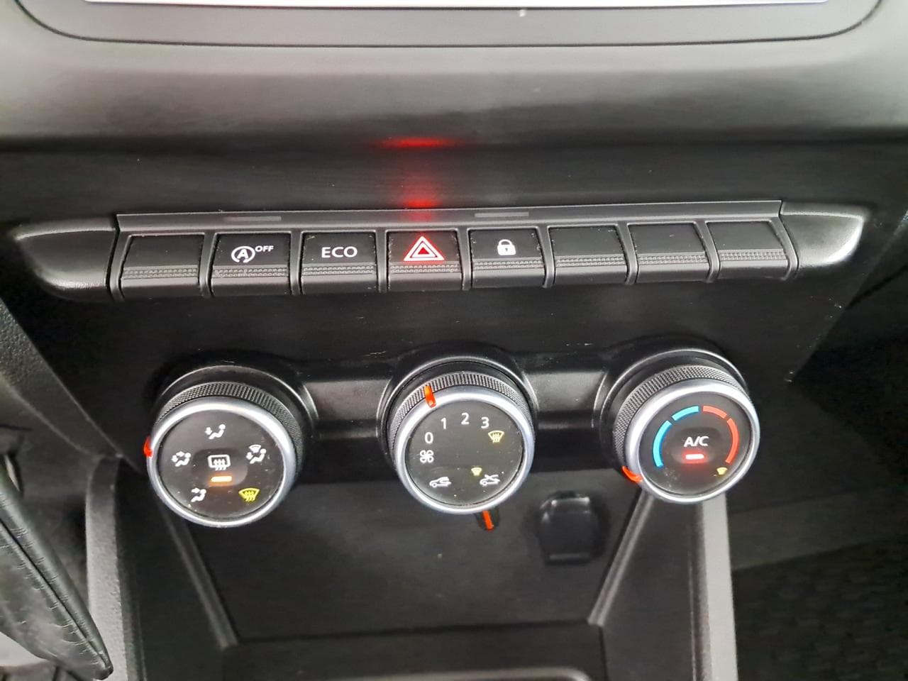 2021 Dacia DUSTER - 37