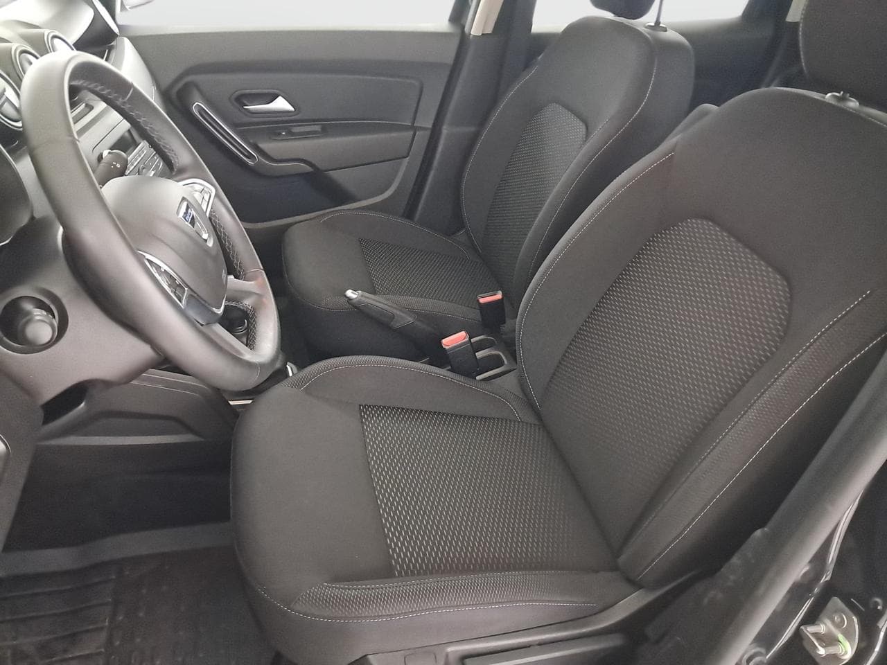 2021 Dacia DUSTER - 29