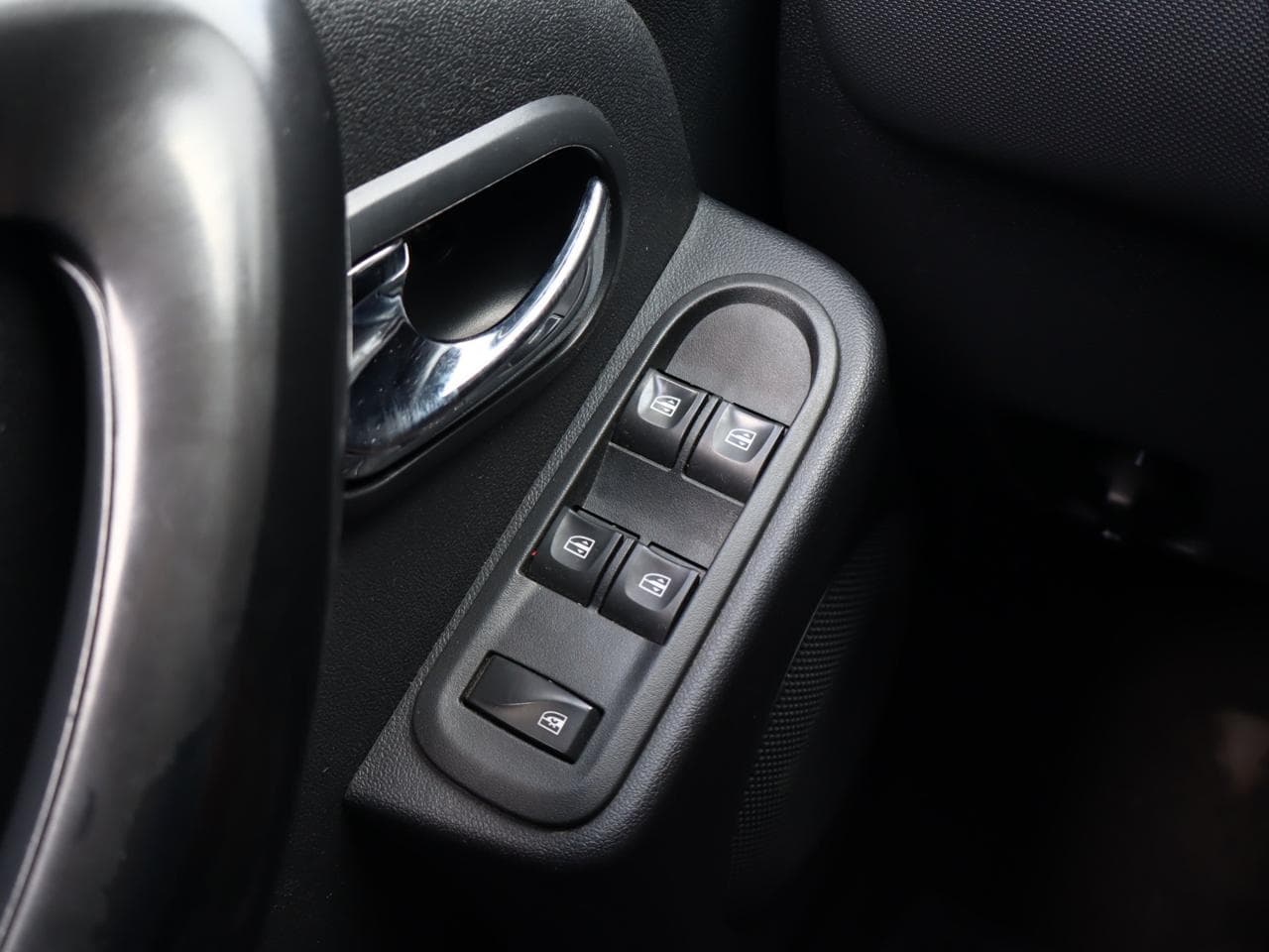 2014 Dacia DUSTER - 25