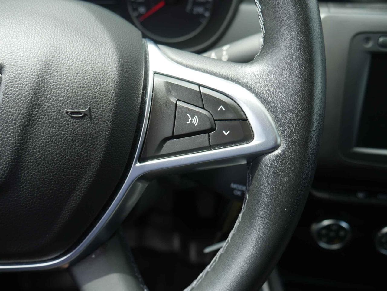2020 Dacia DUSTER - 18