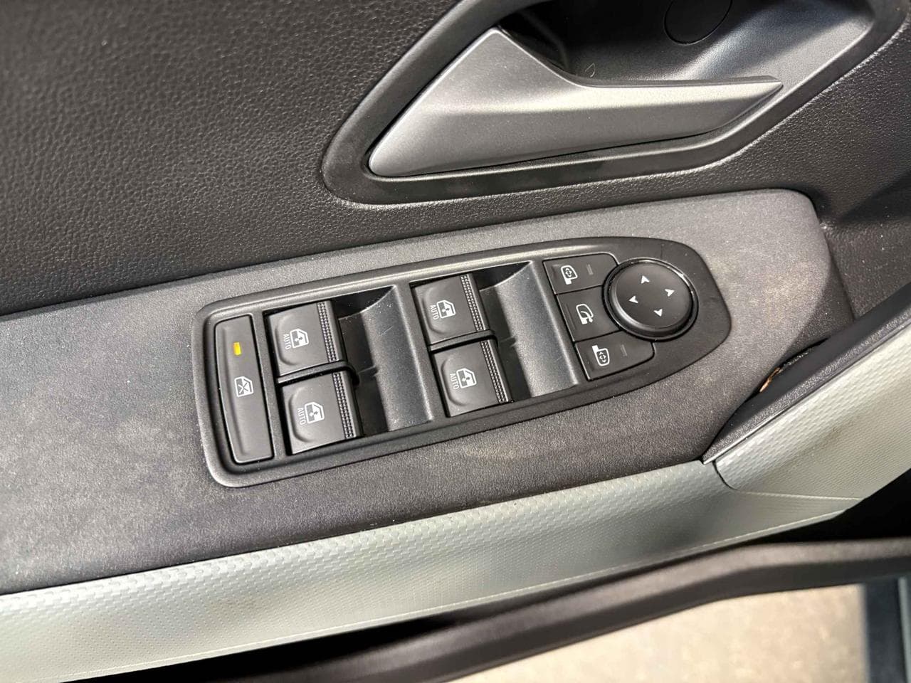 2024 Dacia DUSTER - 12